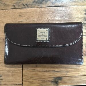 Mina Dooney & Bourke Brown Leather Wallet with fold Checkbook insert